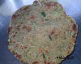 A picture of step 4 of Bajra-Raddish paratha.