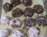 Foto del paso 4 de la receta: Bombones de frutilla y coco