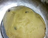 A picture of step 6 of Sultanas and lemon flavored cookies.