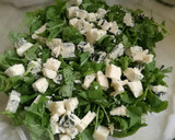 Foto del paso 2 de la receta: Ensalada Gourmet de rúcula y peras caramelizadas
