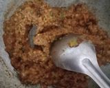 A picture of step 2 of बेसन कैरी का पराठा.