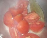 A picture of step 1 of Tomato coriander shorba soup.