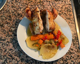 Foto del paso 5 de la receta: Pollos al horno con patatas y mix de pimientos