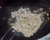 Foto langkah ke 4 dari resep Mie Ramen.