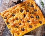 A picture of step 5 of Pumpkin Focaccia.