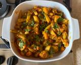Cauliflower and potato curry recipe step 4 photo