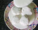 A picture of step 4 of Dahi Wada(urad daal ke wade).