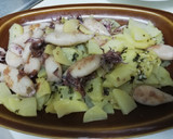 Foto del paso 4 de la receta: Chipirones a la plancha con salsa verde 🦑🌿