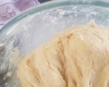 A picture of step 4 of Dried fruits & date rolls.