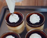 A picture of step 13 of Easy Coffee Mousse and Vanilla Mousse.