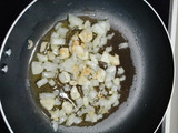Spaghetti cremoso con setas (rápido y fácil)