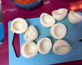 Foto del paso 4 de la receta: Huevos rellenos de atún