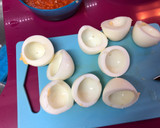 Foto del paso 4 de la receta: Huevos rellenos de atún