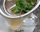 A picture of step 3 of Spicy Herbal Green Tea.