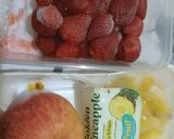 Foto langkah ke 1 dari resep Jus "Strawple" - Strawberry 🍓, Apple 🍎, Pineapple 🍍.