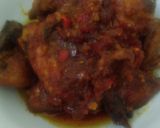 Foto langkah ke 5 dari resep Ayam semur pedas.
