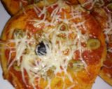 صورة لخطوة 1 من وصفة ميني بيتزا 🍕