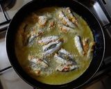Une image de l'étape 10 de Sardines marinées frites 🍋.