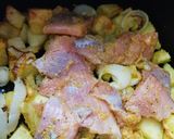 Foto del passaggio 2 della ricetta Patate, cipolle filetti trota in friggitricearia