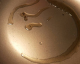 Foto del paso 3 de la receta: Caballas a la plancha, a los aromas de laurel