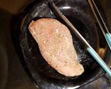 Foto langkah ke 1 dari resep Chicken Parmigiana.