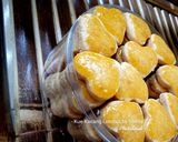 Foto langkah ke 3 dari resep Kue Kacang Crunchy dan Lembut by Shinta.