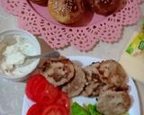 صورة لخطوة 3 من وصفة ميني برغر بالفرن فمول المادلان خفيف ريشة 🍔🍔