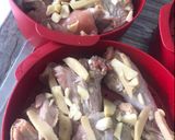 Foto langkah ke 1 dari resep Ayam Kampung Tim Jahe.