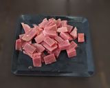 Foto del paso 1 de la receta: Carne de res con salsa de tomate