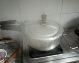A picture of step 12 of Dal Makhani.