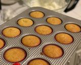A picture of step 5 of Vanilla raspberry cupcakes.