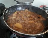 A picture of step 5 of Kathal aloo ki subji.