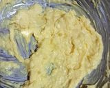 Foto langkah ke 2 dari resep Kastengel ekonomis no oven no mixer😍.