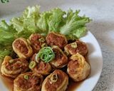 Foto langkah ke 7 dari resep Gohyong / Ngohiong Ayam Mantulity.