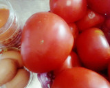 Foto del paso 1 de la receta: Tomates con huevos