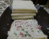 A picture of step 6 of Chicken vegetable mayo sandwiches.