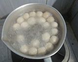 Foto langkah ke 4 dari resep Cilok mini bumbu seblak.