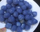 Hình bước làm 4 của món Trân châu dừa và trân châu hoa đậu biếc