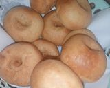 A picture of step 4 of Fluffy Doughnuts.