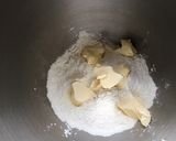 Une image de l'étape 2 de Pâte sablée à l'œuf et sucre glace (pour tarte sucrée).