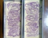 Foto langkah ke 7 dari resep Lapis (Mini) Marmer Bluberi.