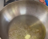 Foto del paso 3 de la receta: *SALMÓN CON PIMIENTOS FRESCOS Y CREMOSOS*