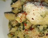 Foto del passaggio 4 della ricetta Penne senza glutine con crema di zucchine