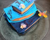 Une image de l'étape 5 de Gâteau d'anniversaire sur le thème des livres.