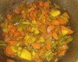 বিন্স গাজরের সব্জী (beans gajorer sabji recipe in Bengali) রেসিপির ধাপ 3 ছবি