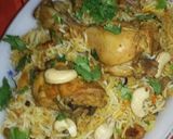 A picture of step 4 of Nawabi chicken biryani.