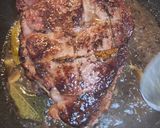 Foto del paso 4 de la receta: Lomo de cerdo en salsa de cerveza y miel