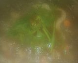 Foto langkah ke 6 dari resep Sop Ayam ala Pak Min Klaten.