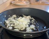 Foto del paso 5 de la receta: Pavo en pepitoria con champiñones