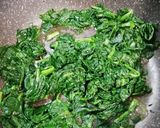 Foto del passaggio 10 della ricetta Gnocchi alla romana su crema di spinaci